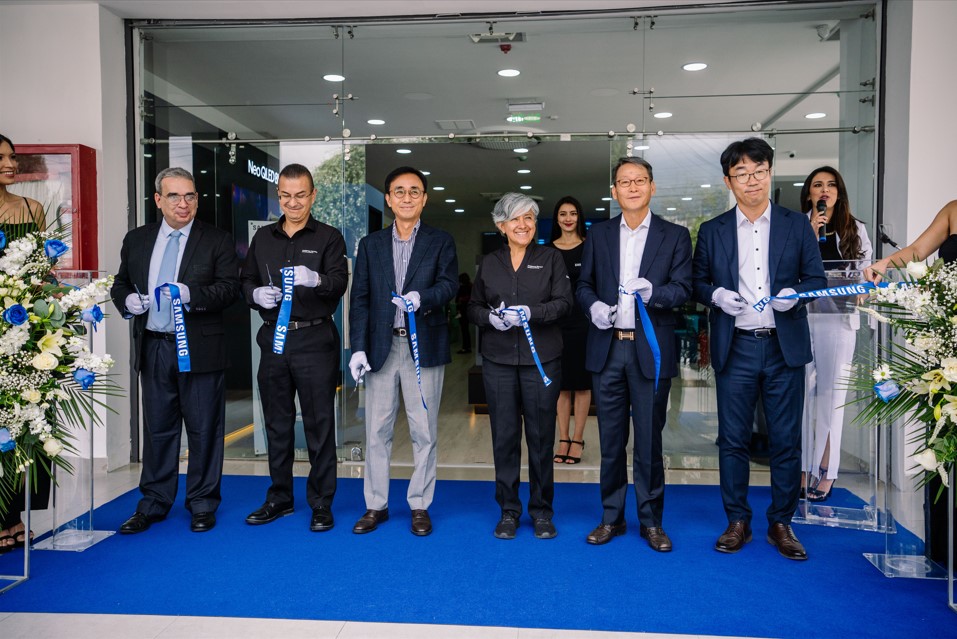 Samsung apertura en Quito su Centro de Experiencia y Taller de Soluciones Premium