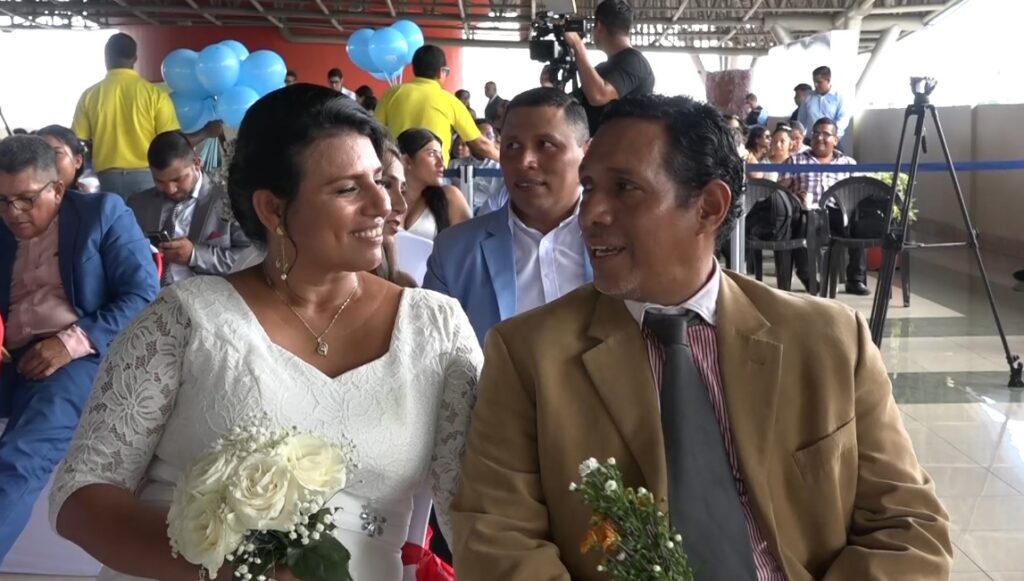 Matrimonio Colectivo  por el Día del Amor y la Amistad