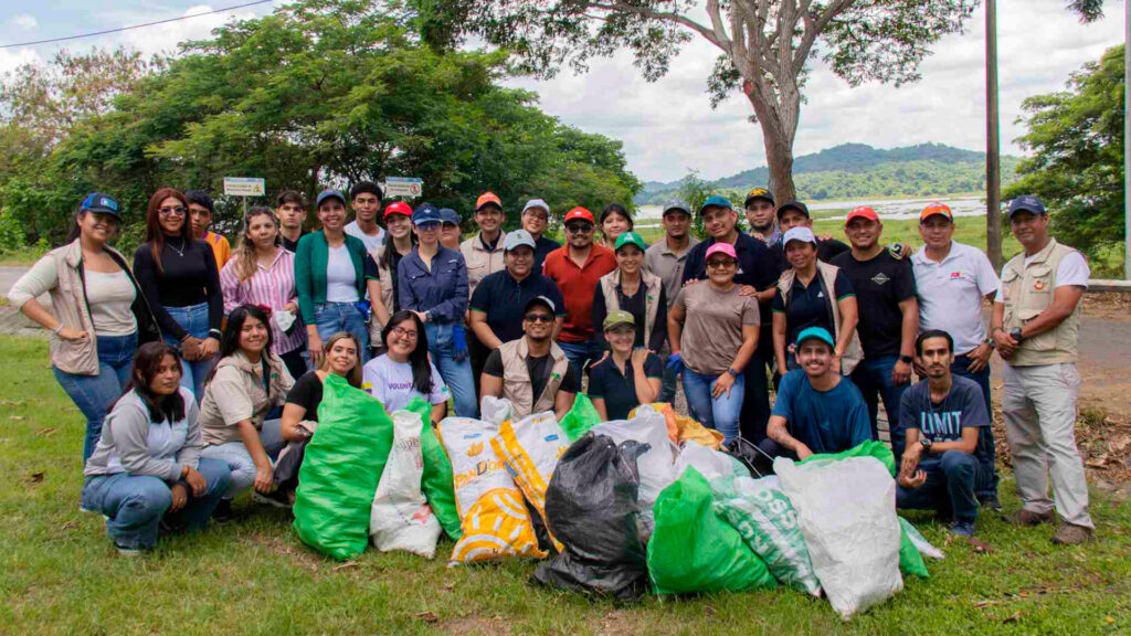 jornada ambiental en Guayaquil